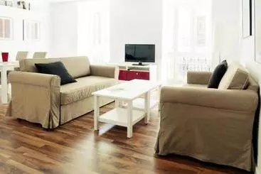 هتل Alhambra Slowhomes