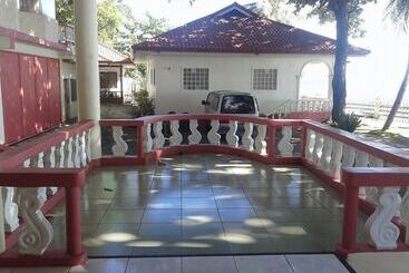 Hotel Coral Dive Resort