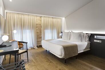 هتل One Shot Mercat 09