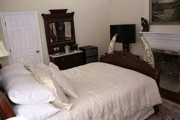 Hotelli Rising Sun Bed & Breakfast