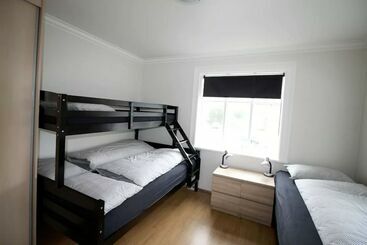 هتل Steinaskjól Guesthouse