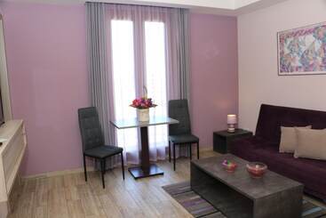 Hotel Lo Guest Suites