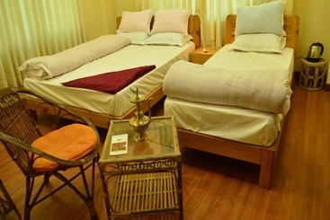 هتل Peace & Joy Guest House