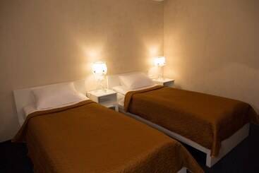 Отель Denisovsky Dvorik