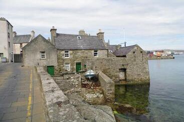 Hotel Eddlewood Guest House