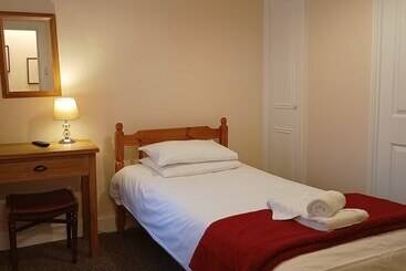 בית מלון כפרי Westgate