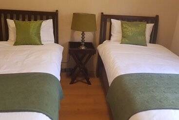 Hotel Jophil Guesthouse