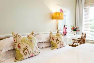 호텔 Lexden Guesthouse