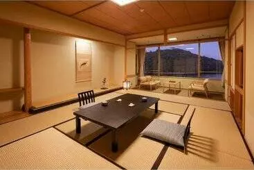 ホテル Sansuikan Kinryu