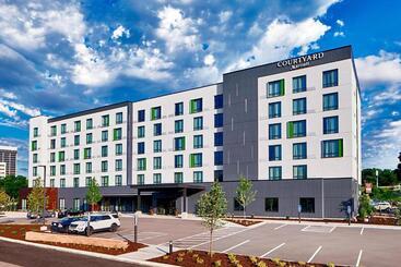 Szálloda Courtyard By Marriott Minneapolis West