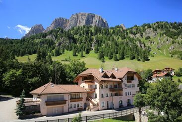 בית מלון כפרי Garni Criss