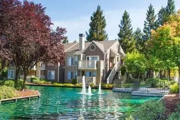 ホテル Global Luxury Suites In The Heart Of San Ramon