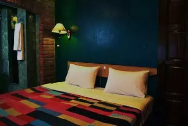 ホテル Brickhouse Ayutthaya Guesthouse Est 1986