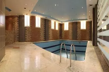 Hotelli Raoum Inn Hail