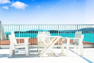 فندق Guest House Amakara Okinawa