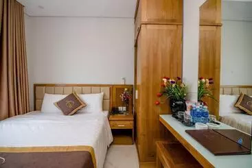 Hotel Hồng Phúc 4