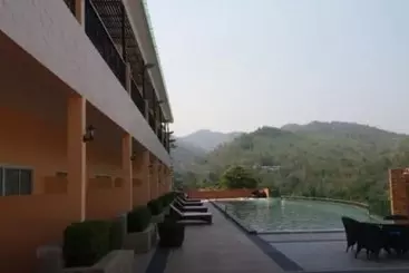 Hotel The Location