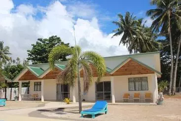 Le Uaina Beach Resort