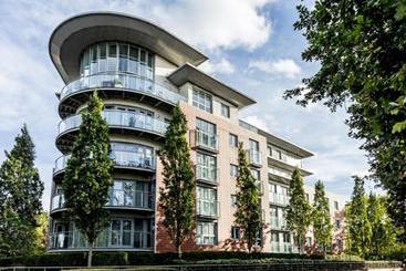 公寓 Oakdale At Park Heights