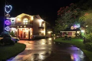 پانسیون Rainbow Garden B&b