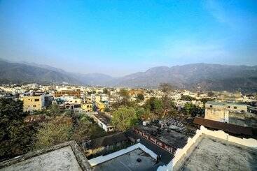 ホテル Neeraj Bhawan