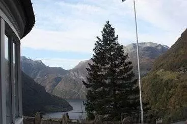 L Utsikten Geiranger   By Classic Norway Hotels