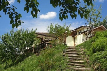 Apartaments turístics Namoo Namoo Pension