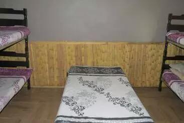 ペンション Mambo Backpakers