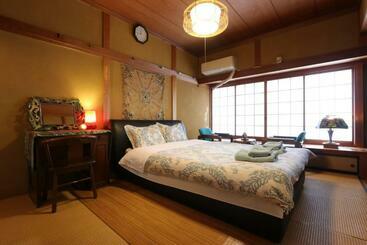 ツーリストアパートメント Shanti House Sakaiminato