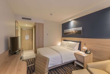 فندق Hampton By Hilton Frankfurt Airport