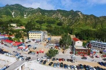 Yijie Holiday Hotel Laiyuan Baishishan