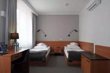 Hotelli Edison Poznań Lotnisko ławica