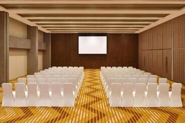 호텔 Aloft New Delhi Aerocity