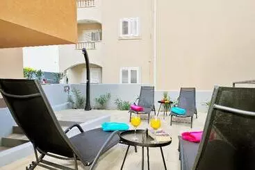 ホテル Bacan Family Apartments