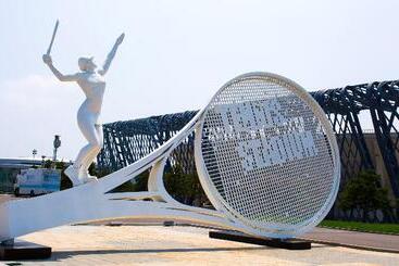 هتل Crowne Plaza Dalian Sports Center, An Ihg