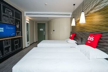 Отель Ibis Chengdu Temple Of Marquis