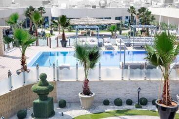 Отель Somewhere Bliss