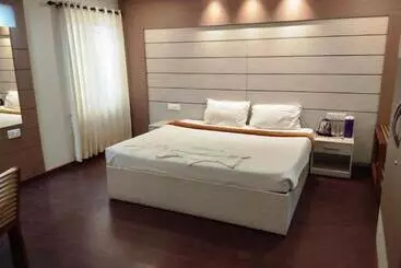 Resort Dew Drop Inn