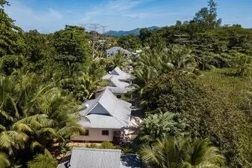 هتل Villa Veuve Casadani