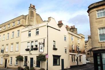 הוסטל The Griffin Inn