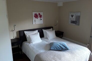 פנסיון Guesthouse Lazey