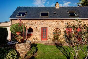 بنسيون La Cameline