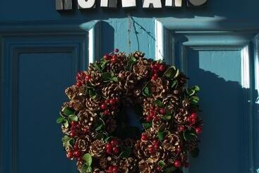 Пансион The Poplars Boutique Bb