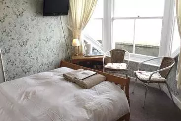 Pensão Whitecliff Guest House