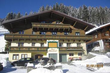 Pensió Haus Alpenland