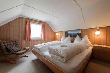 ユースホステル Schwendi Lodge