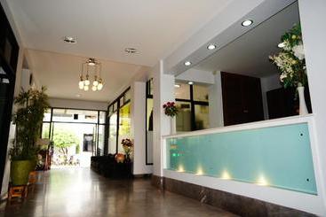 아파트호텔 Baan Keaw Mansion