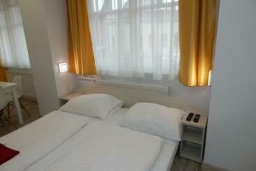 پانسیون Kálvin Vendégszobák