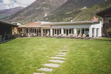 Aparthotel Residence Montani