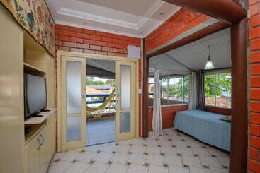 پانسیون Pousada Oceânica